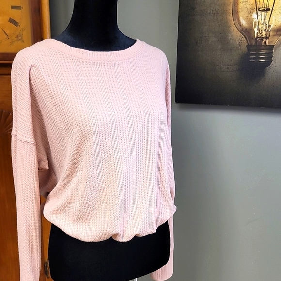 Pink Rose Tops - 🌷Pink Rose Textured Cinched Top